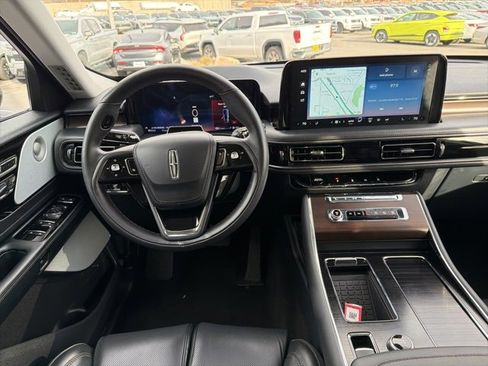 Used 2025 Lincoln Aviator Reserve w/ Equipment Group 201A image 27