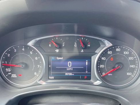 Used 2023 GMC Terrain SLE w/ Driver Convenience Package FWD image 11