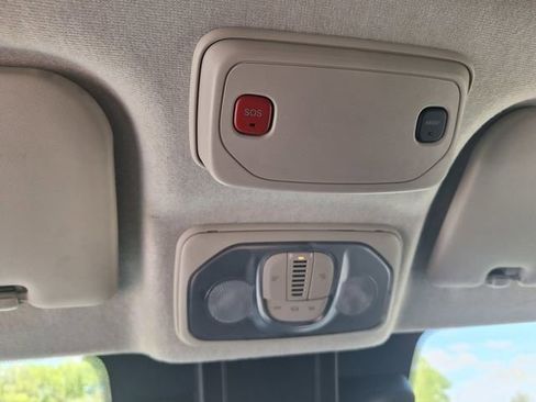Used 2025 RAM ProMaster 2500 w/ U-Haul Equipment Group FWD image 24
