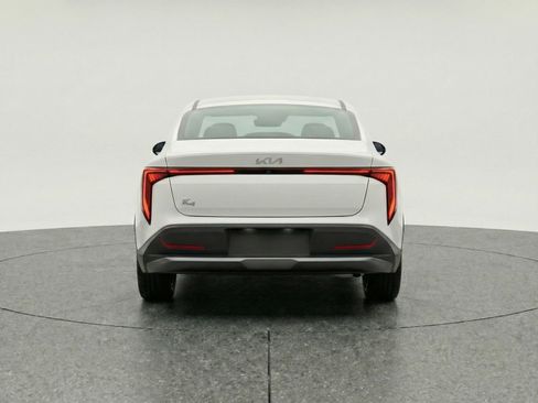 Used 2025 Kia K4 FWD image 7