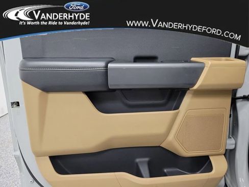 Used 2023 Ford F150 XLT image 10