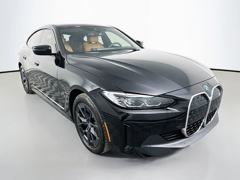 Used 2023 BMW i4 eDrive35 w/ Premium Package image 3