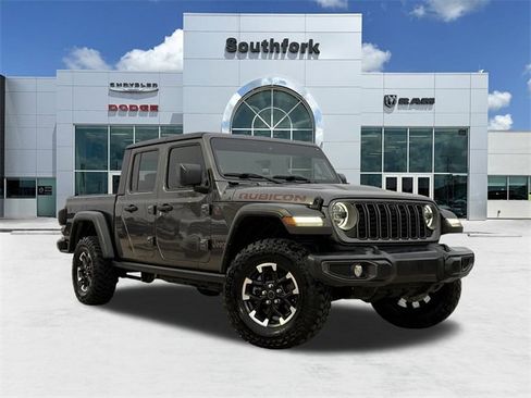Used 2024 Jeep Gladiator Rubicon w/ Technology Group image 1