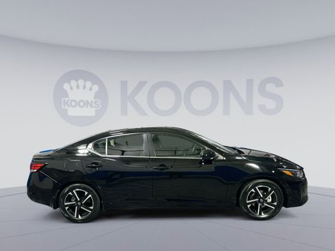 Used 2024 Nissan Sentra SV image 8