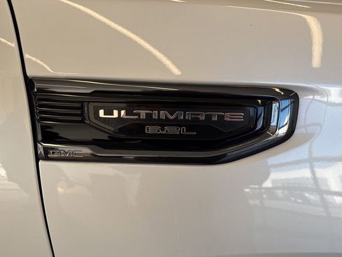 Used 2023 GMC Sierra 1500 Denali Ultimate image 22