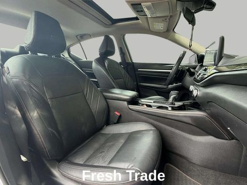 Used 2024 Nissan Altima 2.5 SR w/ SR Premium Package FWD image 10