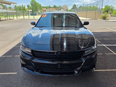 Used 2015 Dodge Charger SXT RWD image 8