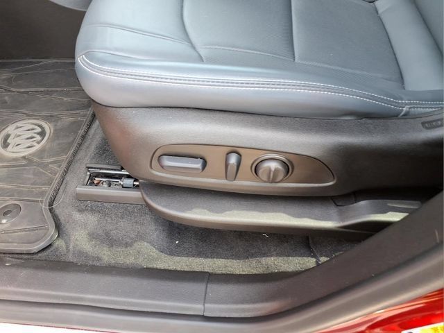 Used 2024 Buick Enclave Essence w/ Sport Touring Edition FWD image 17