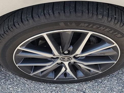 Certified 2023 Toyota Camry XLE FWD image 8