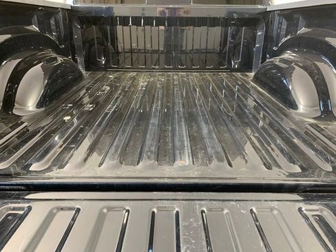 Used 2023 RAM 1500 Laramie AWD/4WD image 37