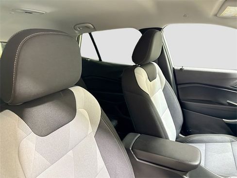 New 2026 Chevrolet Trax LS image 28