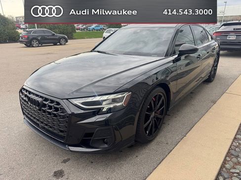 Used 2023 Audi S8 w/ S8 Executive Package image 6