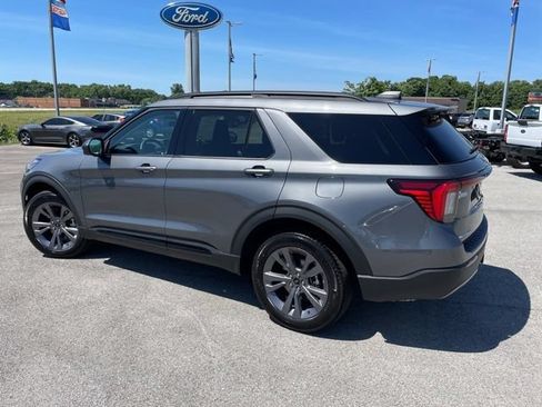 New 2026 Ford Explorer Active w/ Active Comfort Package AWD/4WD image 6