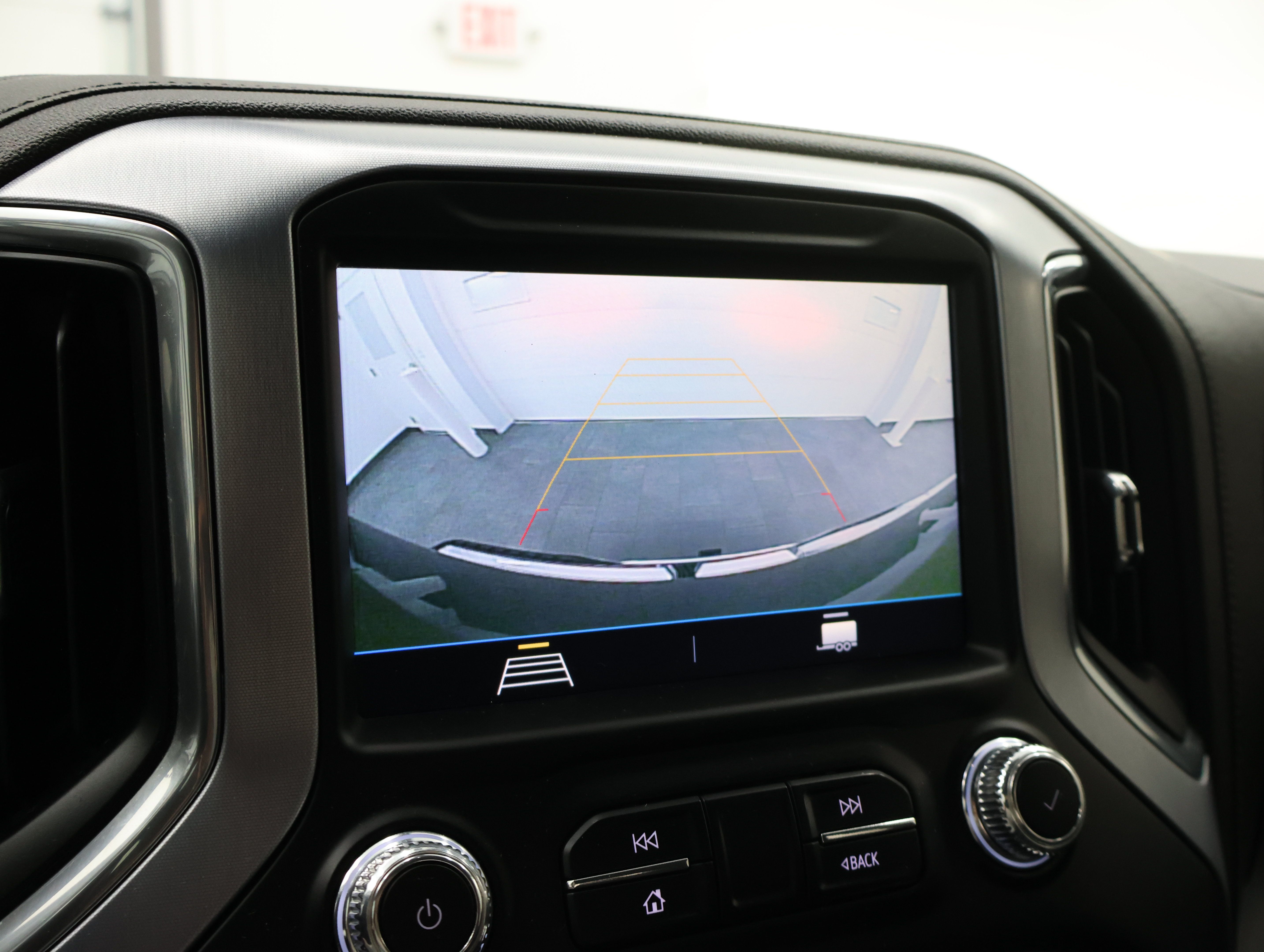 Used 2023 GMC Sierra 2500 SLE AWD/4WD image 16