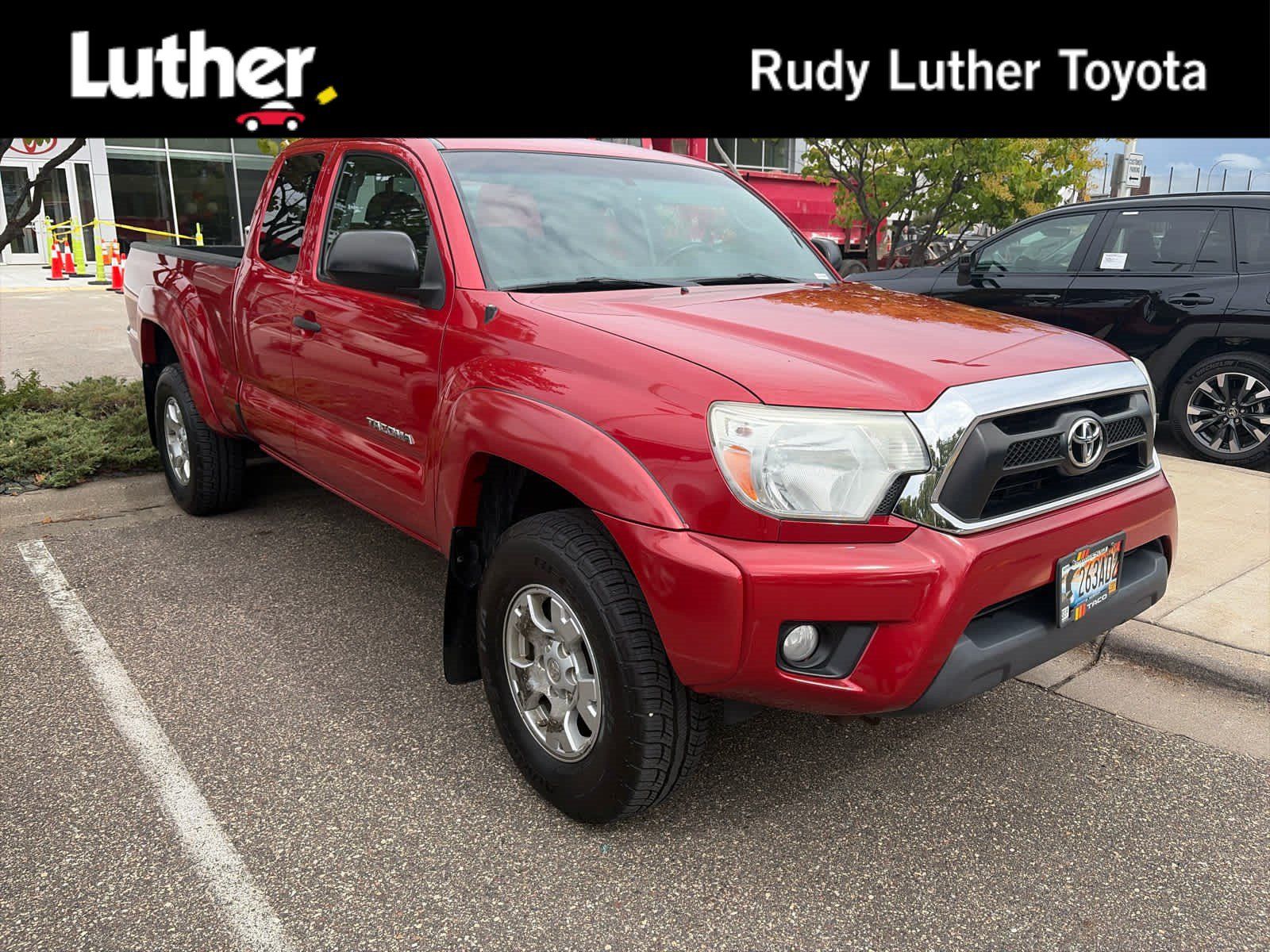 Used 2012 Toyota Tacoma 4x4 Access Cab V6 w/ SR5 Pkg image 1