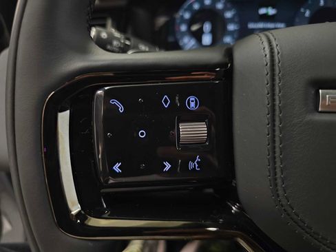 New 2026 Land Rover Range Rover Velar S AWD/4WD image 31