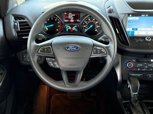 Used 2019 Ford Escape SE image 13