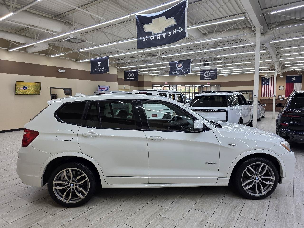 Used 2016 BMW X3 sDrive28i RWD image 5