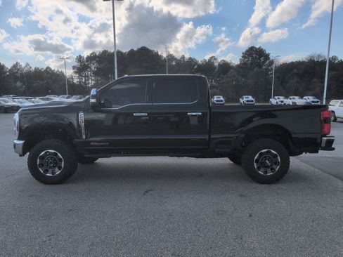 Used 2024 Ford F250 Lariat w/ Tremor Off-Road Package image 5