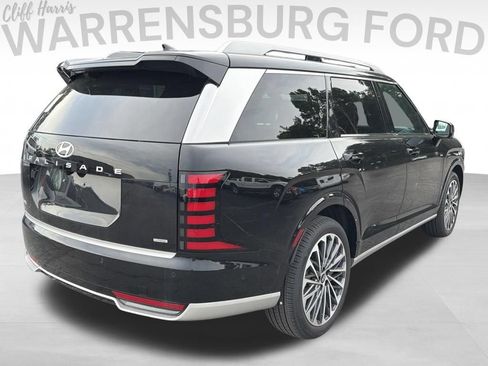 Used 2026 Hyundai Palisade Calligraphy AWD/4WD image 7