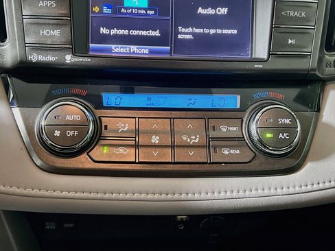 Used 2014 Toyota RAV4 XLE FWD image 25