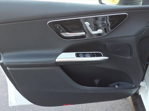 New 2026 Mercedes-Benz GLC 300 4MATIC image 11