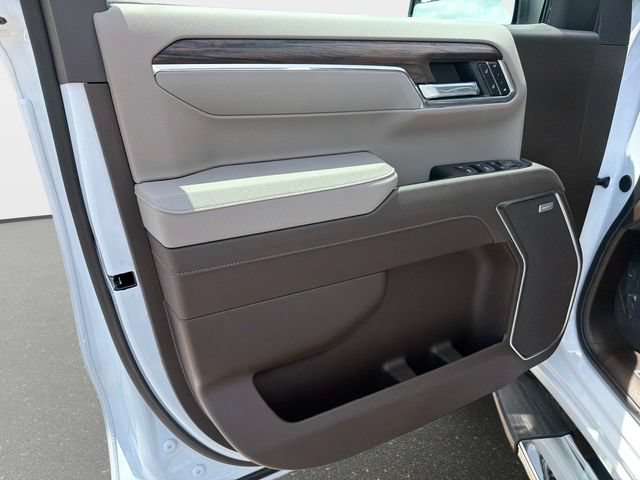 New 2026 GMC Sierra 1500 SLT w/ SLT Premium Package AWD/4WD image 17