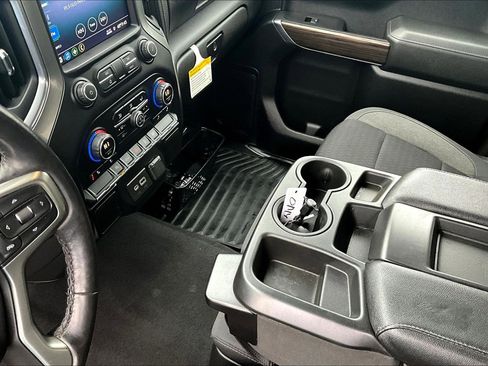 Used 2021 Chevrolet Silverado 1500 LT image 15