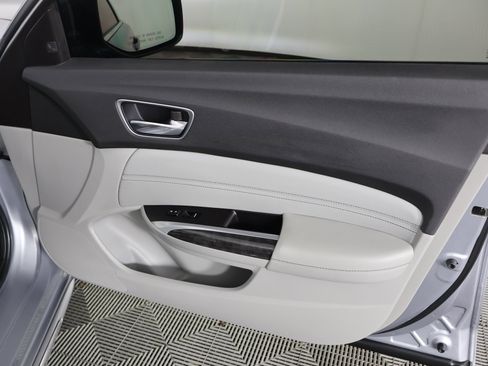 Used 2019 Acura TLX w/Advance Pkg image 45