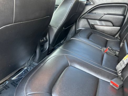 Used 2016 GMC Canyon SLT w/ Driver Alert Package image 14