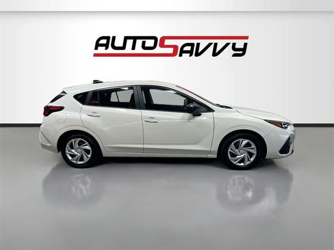 Used 2025 Subaru Impreza 2.0i image 8