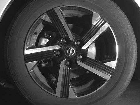 Used 2025 Nissan Sentra SV image 12