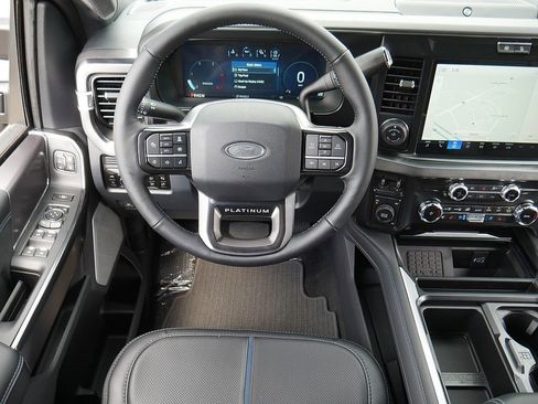 New 2026 Ford F450 Platinum w/ FX4 Off-Road Package AWD/4WD image 18