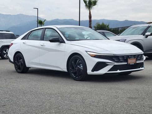 New 2026 Hyundai Elantra SEL Sport FWD image 34