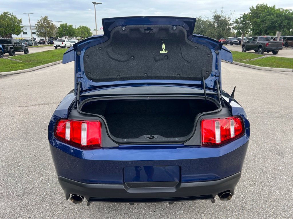 Used 2011 Ford Mustang Shelby GT500 w/ SVT Performance Pkg RWD image 9