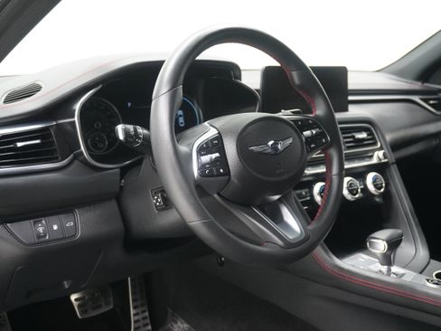 Used 2023 Genesis G70 2.0T w/ Sport Prestige Package AWD/4WD image 10