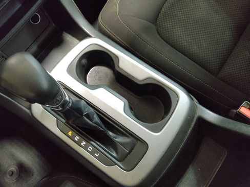 Used 2022 Chevrolet Colorado LT image 26