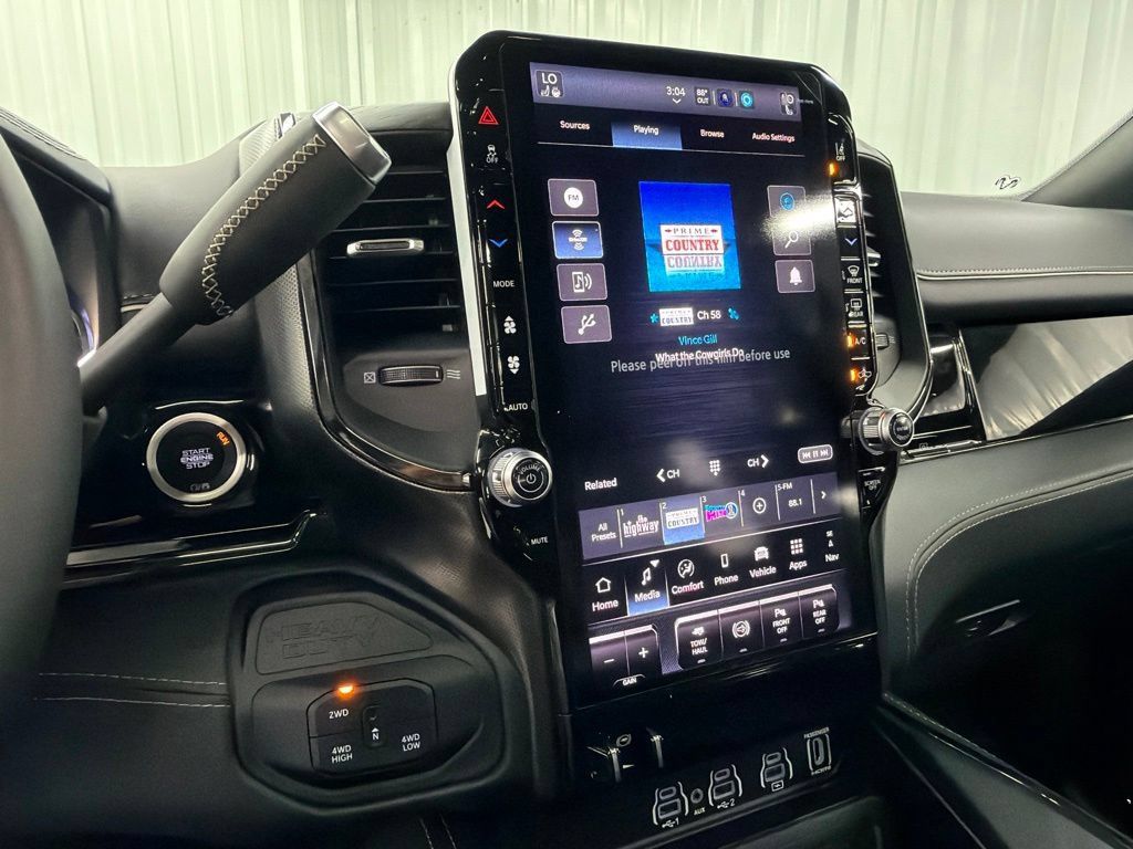 New 2027 RAM 2500 Limited AWD/4WD image 19