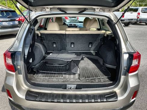 Used 2016 Subaru Outback 2.5i Limited AWD/4WD image 23