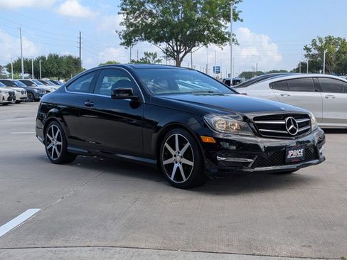 Used 2015 Mercedes-Benz C 250 Coupe image 3