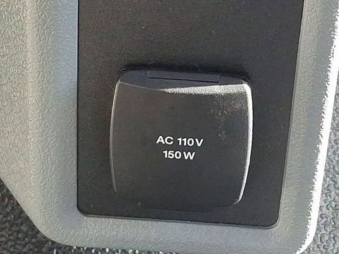 Used 2023 Ford F650 2WD Regular Cab Super Duty image 22