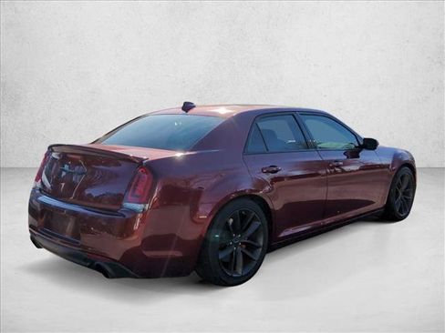 Used 2023 Chrysler 300 C image 5