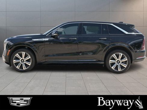 New 2025 Cadillac Escalade IQ Luxury 2 w/ LPO, Radiant Package image 38