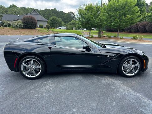 Used 2015 Chevrolet Corvette Stingray Coupe w/ 2LT Preferred Equipment Group RWD image 19