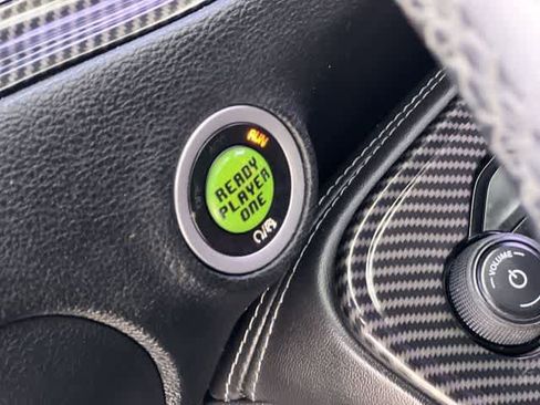 Used 2018 Dodge Challenger R/T RWD image 28