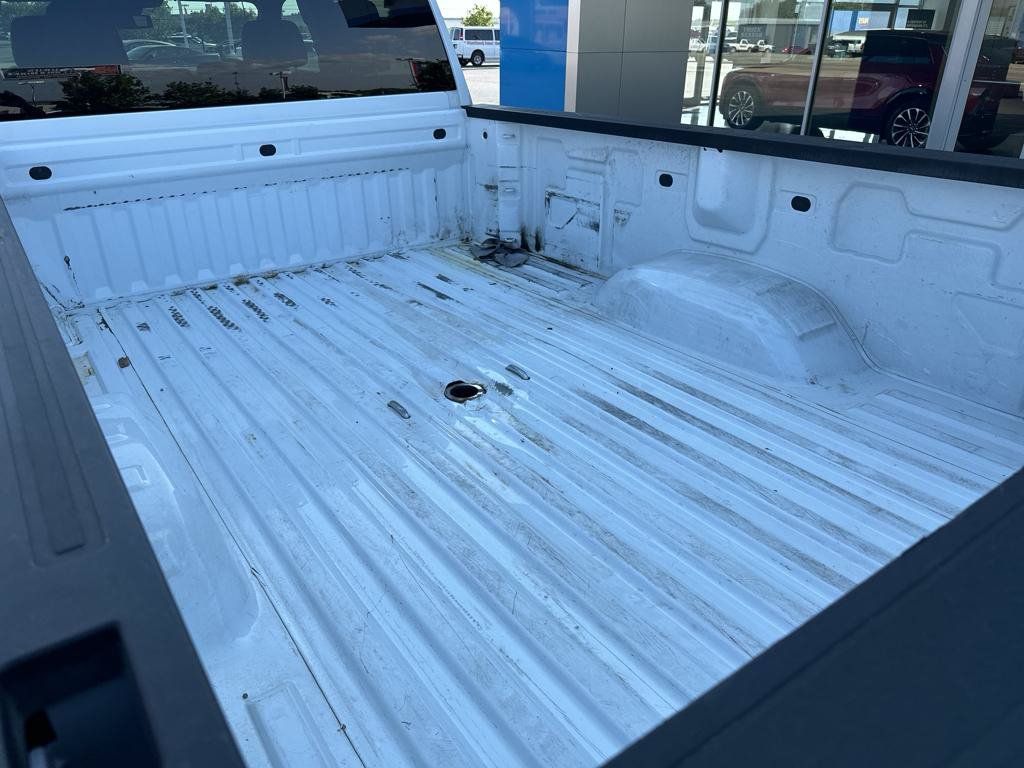 Used 2024 Chevrolet Silverado 3500 LTZ w/ LTZ Convenience Package AWD/4WD image 6