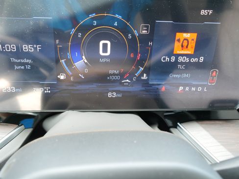 New 2025 Chevrolet Tahoe Premier image 23