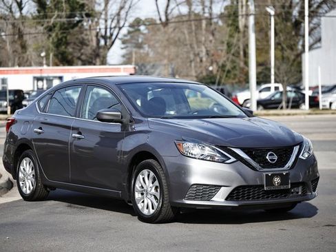 Used 2019 Nissan Sentra S w/ Appearance Package image 12