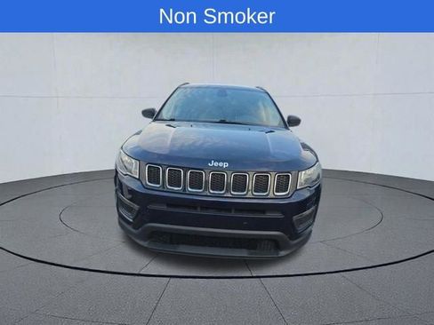 Used 2018 Jeep Compass Sport w/ Tech Group AWD/4WD image 2