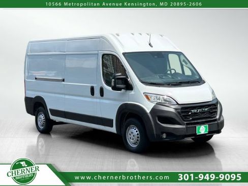 Used 2025 RAM ProMaster 2500 w/ Convenience Group FWD image 1